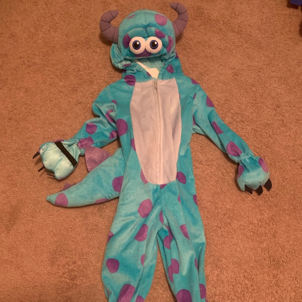 Sulley costume from Disney’s Monsters Inc.